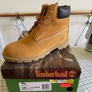 Youth Timberlands